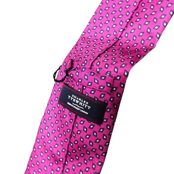 Charles Tyrwhitt Men's Tie Bright Pink Diamond Print NEW with tags 100 % Silk - Picture 6 of 8